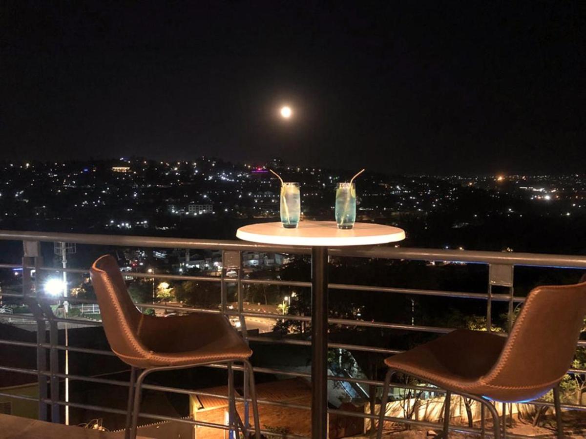 Mythos Boutique Hotel キガリ エクステリア 写真